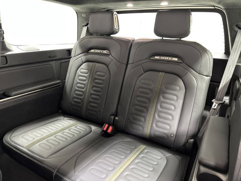 Used 2024 Rivian R1S Adventure image 25