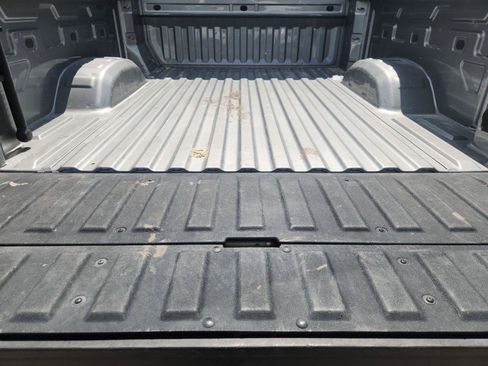 Certified 2025 Chevrolet Silverado 2500 Custom w/ Custom Value Package AWD/4WD image 24