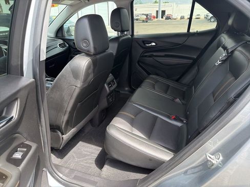 Used 2023 Chevrolet Equinox Premier AWD/4WD image 31