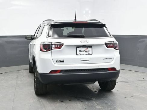 Used 2025 Jeep Compass Limited AWD/4WD image 5