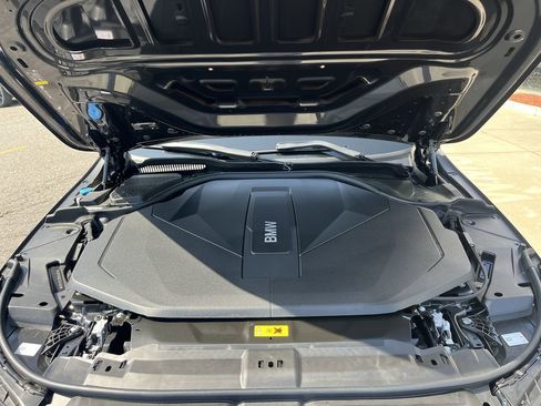 New 2026 BMW i5 eDrive40 w/ M Sport Package RWD image 39