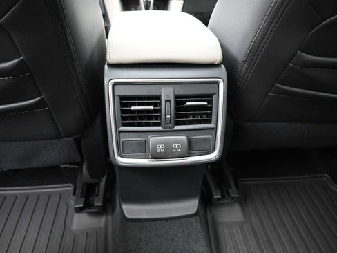 Used 2020 Subaru Forester Limited AWD/4WD image 14