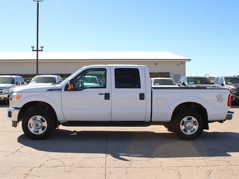 Used 2015 Ford F250 XLT w/ Advanced Security Group AWD/4WD image 4