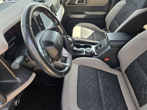 Used 2022 Ford Bronco Wildtrak AWD/4WD image 9