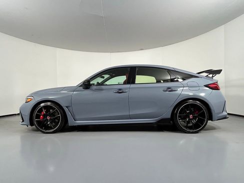 Used 2025 Honda Civic Type R image 5