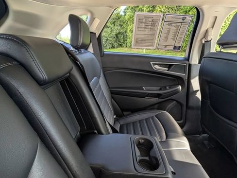 Used 2024 Ford Edge SEL AWD/4WD image 30