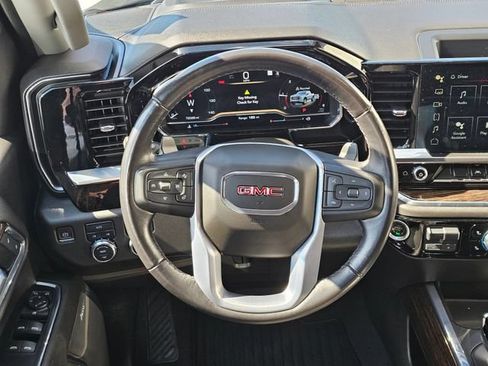 Certified 2022 GMC Sierra 1500 Elevation w/ Preferred Package AWD/4WD image 19