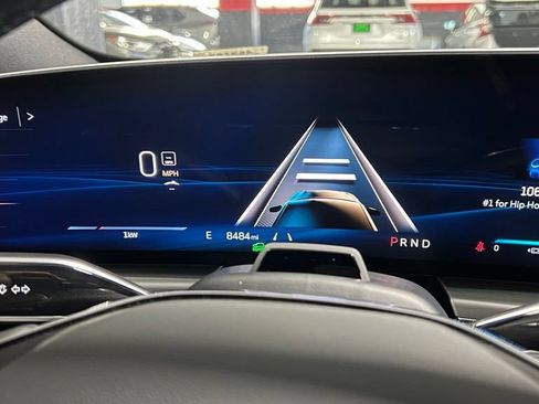 Used 2024 Cadillac Lyriq Luxury RWD image 40