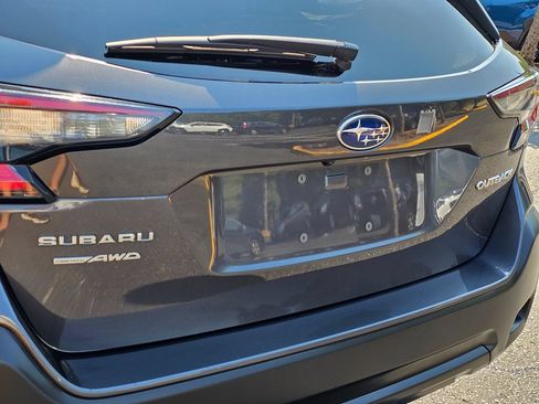 Used 2023 Subaru Outback Premium AWD/4WD image 14