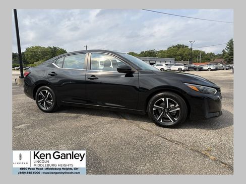 Used 2025 Nissan Sentra SV FWD image 1