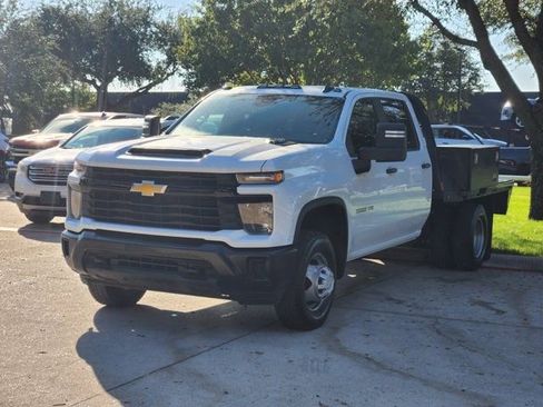 Used 2024 Chevrolet Silverado 3500 W/T w/ WT Convenience Package image 11