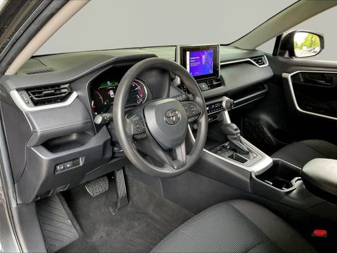 Used 2023 Toyota RAV4 LE FWD image 17