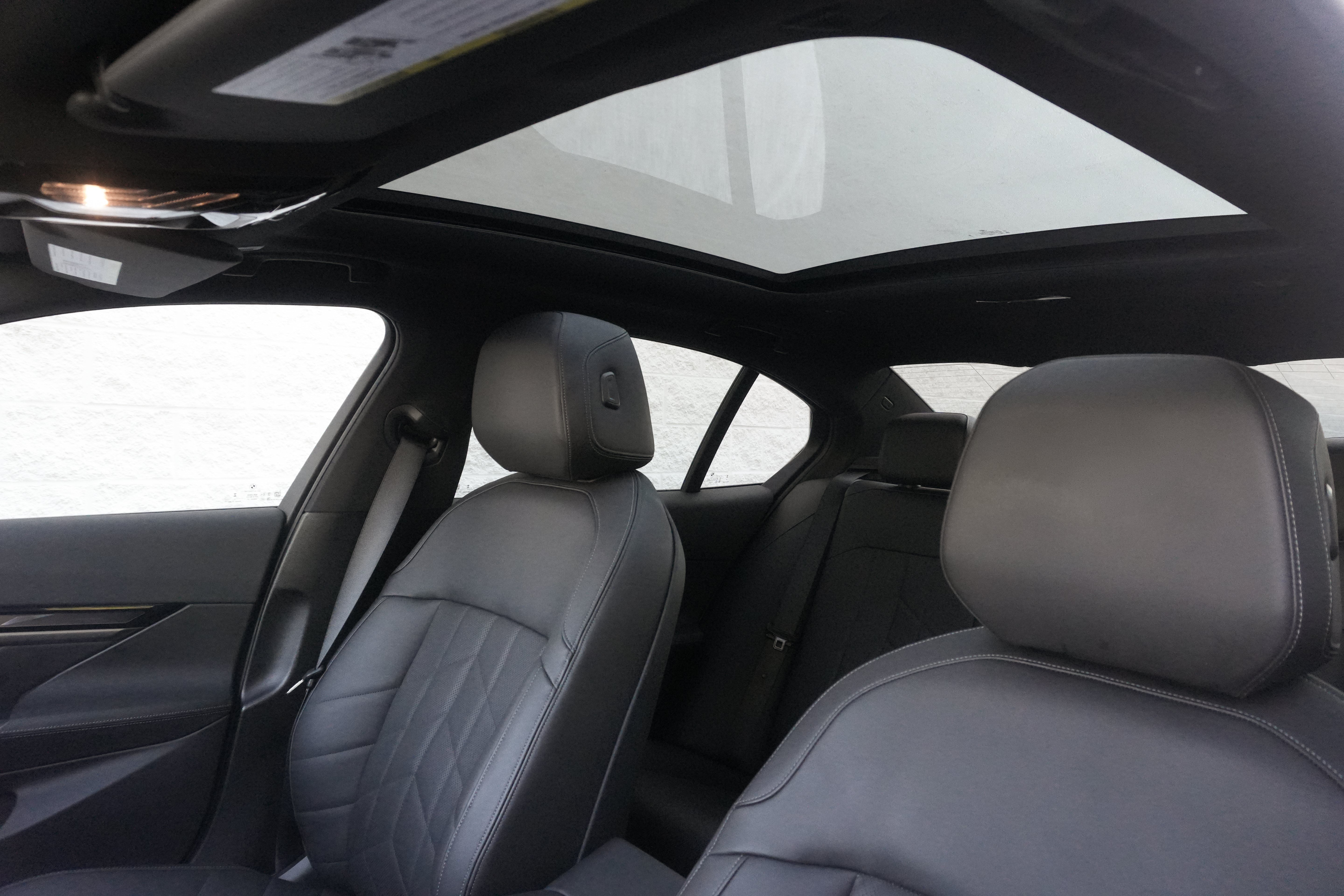 Certified 2024 BMW i5 eDrive40i w/ M Sport Package RWD image 15