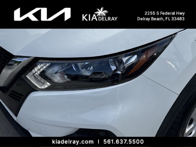 Used 2020 Nissan Rogue Sport S FWD image 6