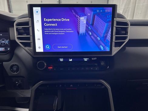 Used 2025 Toyota Tundra Limited image 27