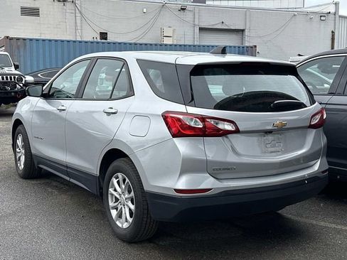 Used 2021 Chevrolet Equinox LS FWD image 5