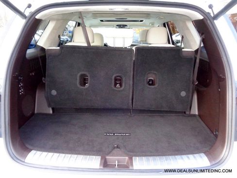 Used 2021 Hyundai Palisade Calligraphy image 25