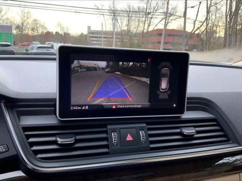 Used 2018 Audi Q5 2.0T Premium Plus w/ Premium Plus Package image 27