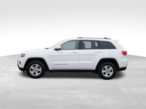 Used 2016 Jeep Grand Cherokee Laredo w/ Quick Order Package 23E image 4