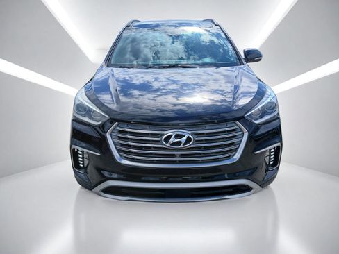 Used 2017 Hyundai Santa Fe Limited FWD image 3