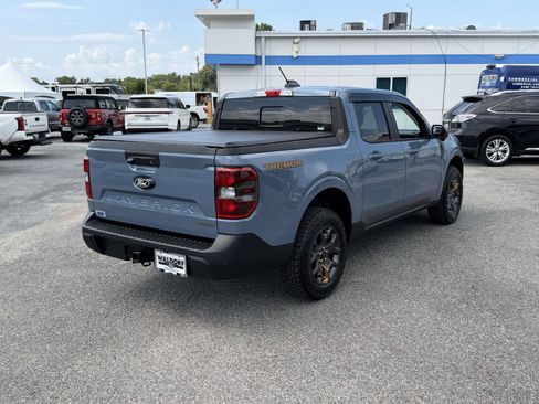 Used 2025 Ford Maverick Tremor AWD/4WD image 2