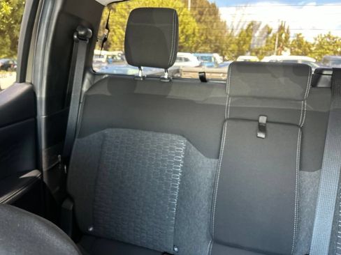 Used 2025 Ford Ranger XLT w/ Trailer Tow Package RWD image 12
