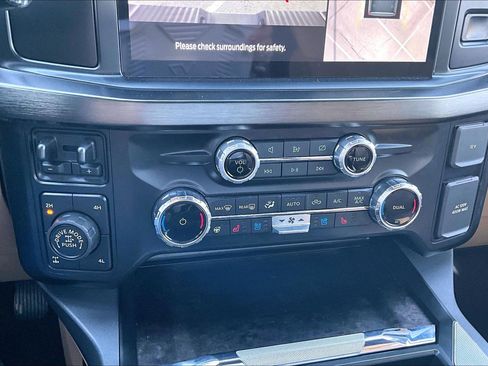 Used 2024 Ford F250 Lariat w/ Tremor Off-Road Package image 16