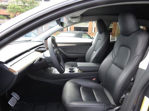 Used 2023 Tesla Model Y Performance AWD/4WD image 16