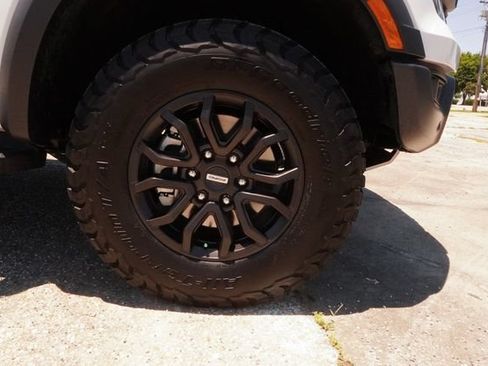 Used 2025 Ford Ranger Raptor AWD/4WD image 38