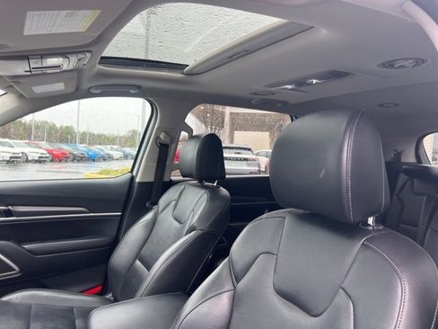 Used 2022 Kia Telluride S image 13