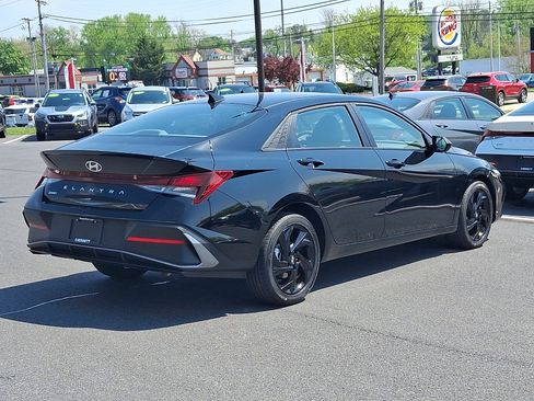 New 2026 Hyundai Elantra Sport FWD image 5
