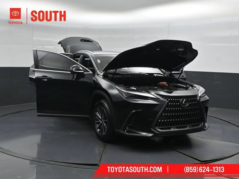 Used 2024 Lexus NX 350h AWD w/ Vision Package image 59