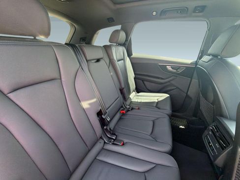 Certified 2025 Audi Q7 2.0T Premium AWD/4WD image 30