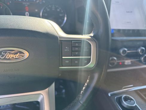 Used 2024 Ford Expedition Limited image 26