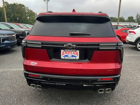 New 2026 Chevrolet Traverse RS w/ LPO, Floor Liner Package image 6