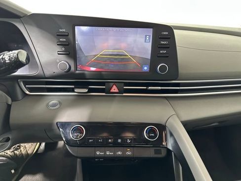 Certified 2023 Hyundai Elantra SEL w/ Cargo Package image 22