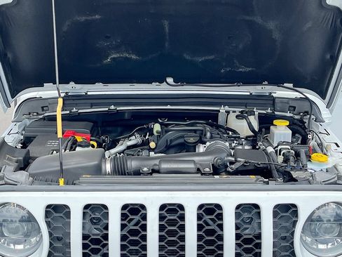 Used 2023 Jeep Gladiator Sport AWD/4WD image 30