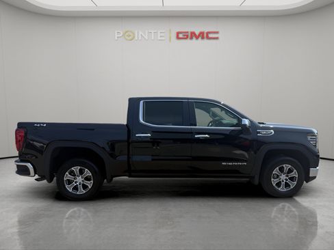 Used 2026 GMC Sierra 1500 SLT AWD/4WD image 4