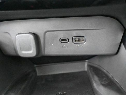 New 2026 Chevrolet Trax ACTIV w/ Sunroof Package FWD image 34