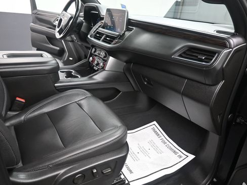 Used 2022 Chevrolet Tahoe LT w/ Luxury Package AWD/4WD image 45
