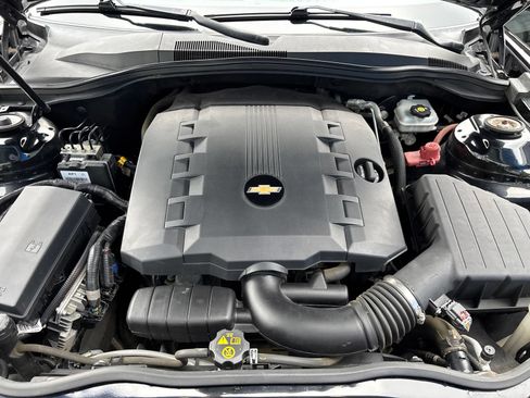 Used 2015 Chevrolet Camaro LS RWD image 23