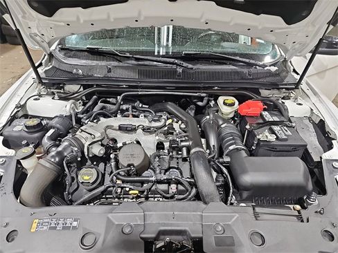 Used 2017 Ford Taurus SHO w/ Driver Assist Package image 31