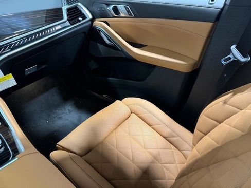 New 2026 BMW X6 M60i image 17