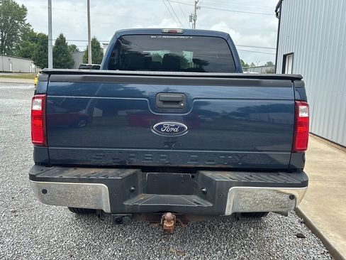 Used 2016 Ford F250 XLT w/ XLT Premium Package AWD/4WD image 4