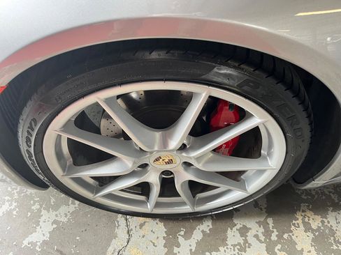 Used 2013 Porsche 911 Carrera S w/ Bose Audio Pkg image 11