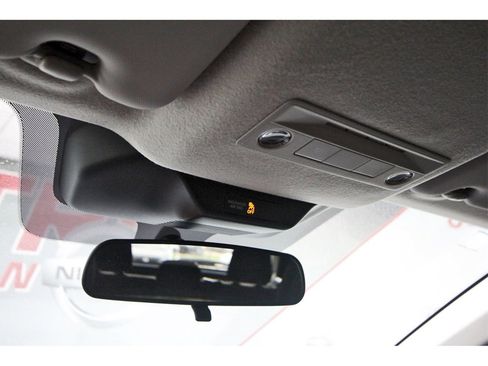 Used 2025 Nissan Kicks SV image 21