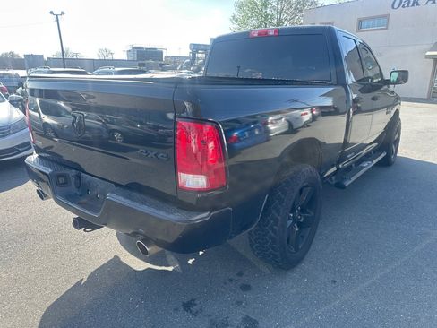 Used 2016 RAM 1500 Express w/ Black Ram 1500 Express Group image 5