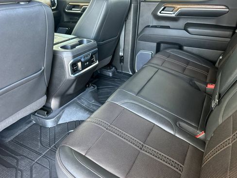 Certified 2022 Chevrolet Silverado 1500 High Country w/ High Country Premium Package AWD/4WD image 14