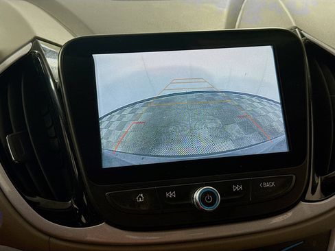 Used 2018 Chevrolet Volt LT w/ LT Driver Confidence Package image 2