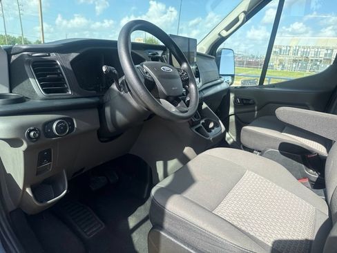 Used 2024 Ford Transit 350 XLT RWD image 12